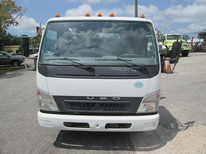Used 2010 Mitsubishi Fuso Flat-Bed