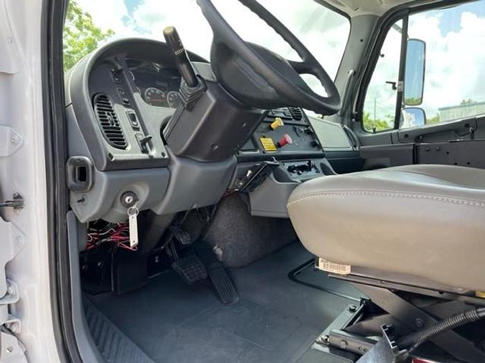 Used Altec AA755L 60ft Bucket Boom on 2007 Freightliner M2-106 Reg Cab Utility Truck - C28781