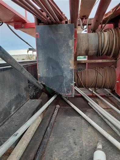 Used 2001 Smeal 6T Pump Hoist Rig