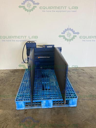 Used Rightline  LGM039 General Purpose Carton Clamp 2500 Lbs Capacity, 24" Load Center