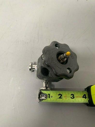 Used ITT Pure-Flo .5-316L-RA20MAX-CWP150 3-way Diaphragm Valve w/ 1/2" Sanitary Fit