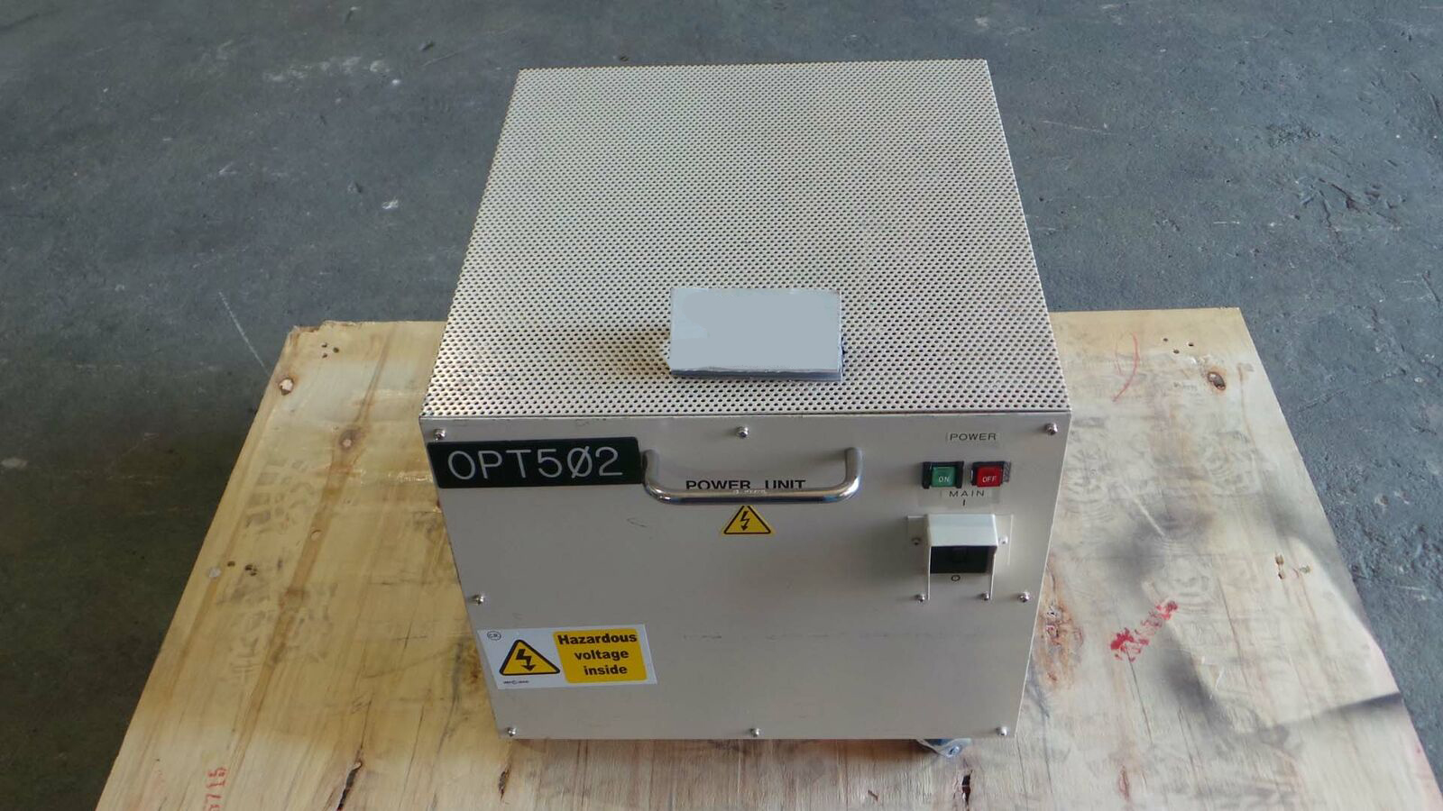 Used Nikon Power Unit, Power Supply ROLL AROUND / 220~240 V / 4A / 50~60Hz / OPTiSTAT