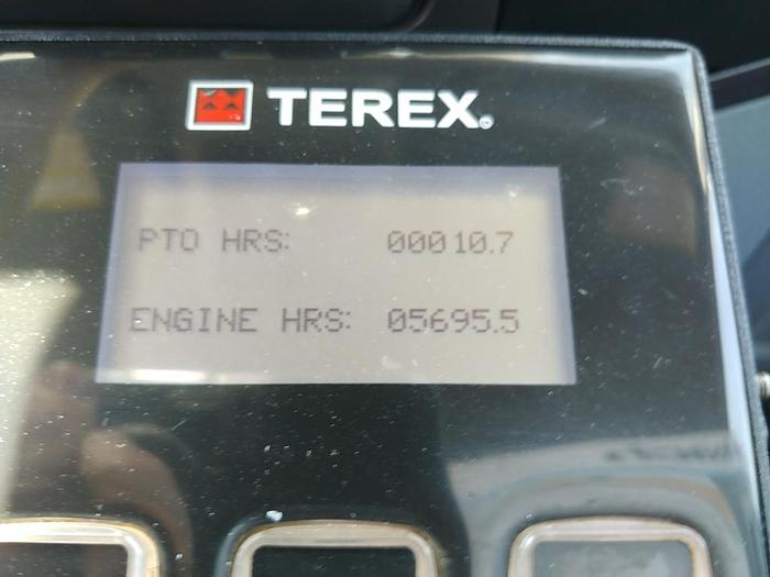 Used Terex Commander 4047 Digger Derrick on 2011 Ford F750 Utility Truck - 96711