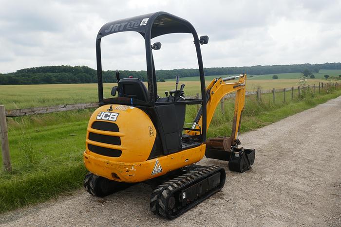 Used 2015 JCB 8018 CTS