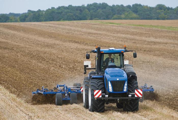 New Holland Tractors New Holland T9