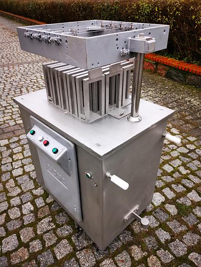 Used String hard cheese slicer - "Alpma", Germany