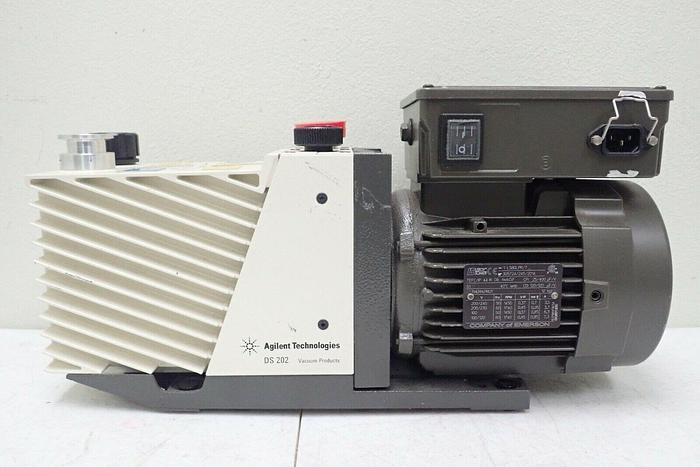 Used Agilent Technologies DS 202 Rotary Vane Vacuum Pump