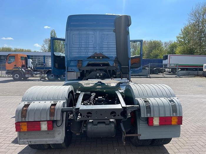 Gebruikt 1998 MERCEDES BENZ 1840 , 3 PEDALS , MANUAL GEAR