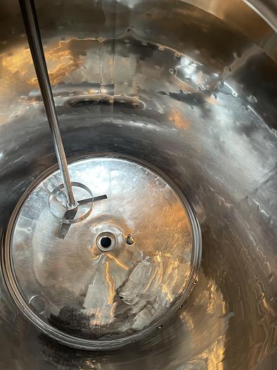 Used 500L Stainless Steel Jacketed Reactor w/Agitator 45 PSI Internal 154 PSI Jacket