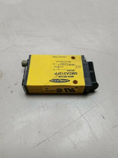 Used Banner Mini-Beam Fiber Optic Sensor SM2A312FP