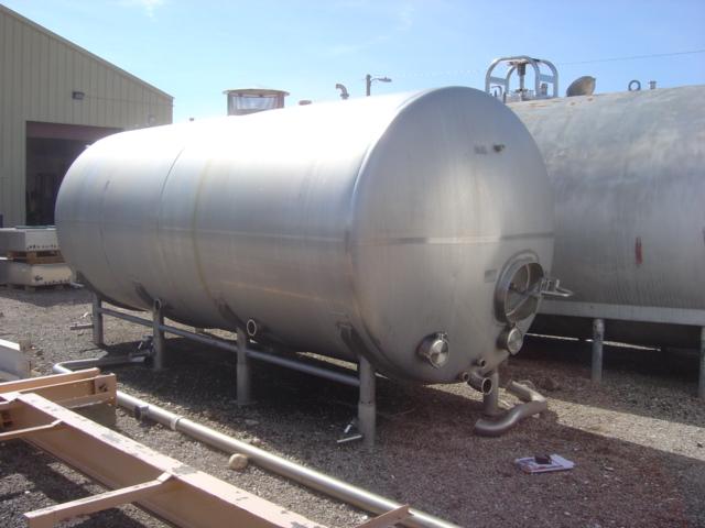 Used 4000 GALLON SINGLE SHELL STORAGE TANK