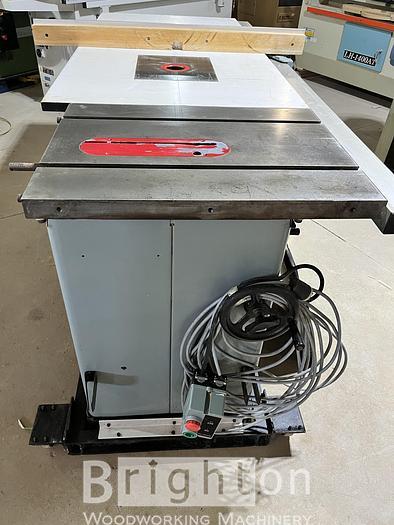 Used Delta Unisaw used Cabinet saw c/w router #BM2338