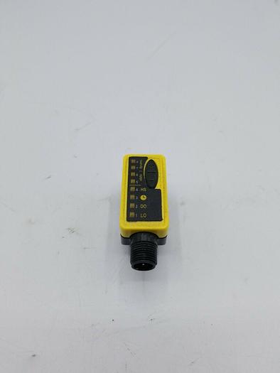 Used Banner QS30EDVQ Photoelectric Sensor