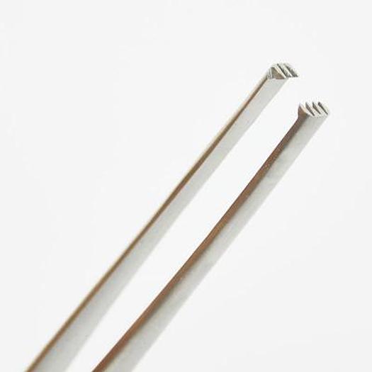PINCE DISSECTION 3*4 GRIFFES 18CM