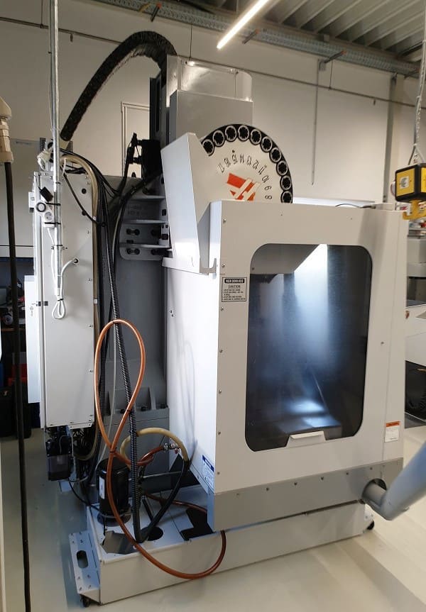 Used HAAS VF 2 SSHE - 2006