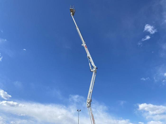 Usato 2012 RENAULT MAXITY CON PIATTAFORMA CMC TB 240