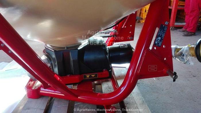 Vicon Spandisale / spandiconcime a pendolo PS954