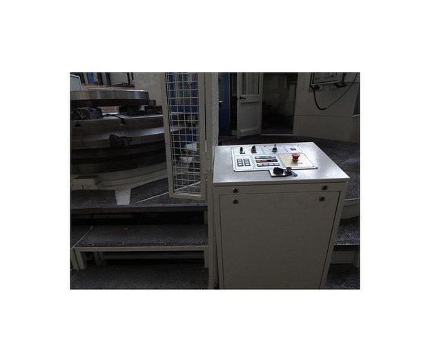 D'occasion 1995 Tour vertical 5 axes palettisé Pietro CARNAGHI type AC 24 TM 1800