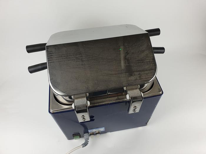 Used Aurora Scientific Water Bath