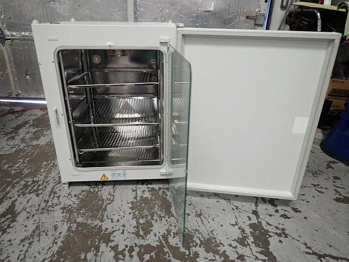 Used Thermo Electron VWR CO2 Air Jacketed Incubator Basic 10810-888