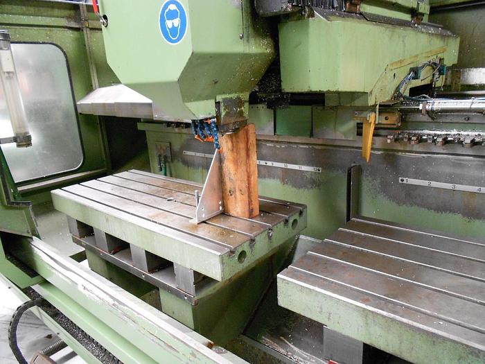 Gebraucht Verticaal machine center Heckler & Koch