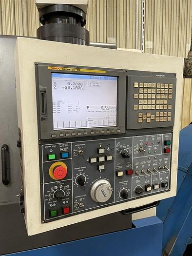 Used 2006  DAEWOO PUMA CNC LATHE Model: 400B