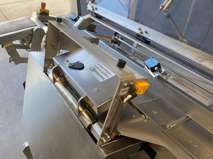 Gebruikt 2011 Waterlander Samach b.v. Clipmachine (WSC clip sluiter XS, R-7692)