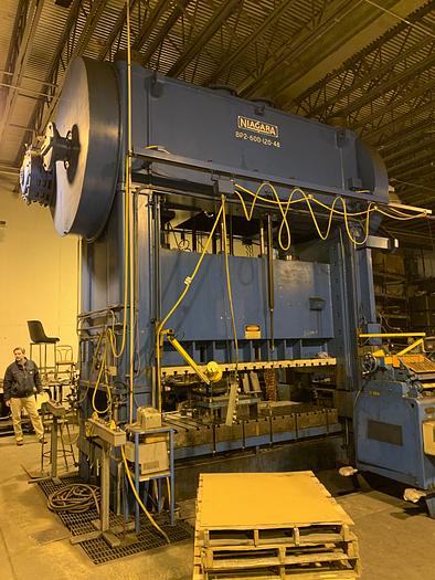 Used 600 ton Niagara 120"x48" Used Stamping Press