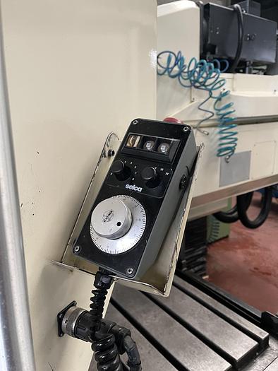 Buone Fresa a Banco Fisso Cnc GLOBE TRADE U 1900 CNC