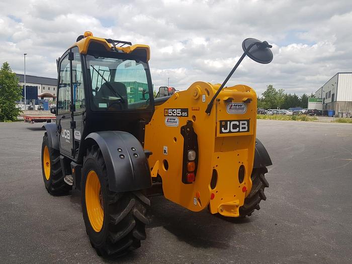 Used 2018 JCB 535-95