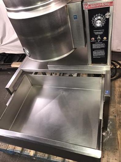 Used  MARKET FORGE #FT-10CE, 40 QT. ELECTRIC TILTING STEAM KETTLE ON DELUXE STAINLESS STEEL DRAIN STAND, (#821).