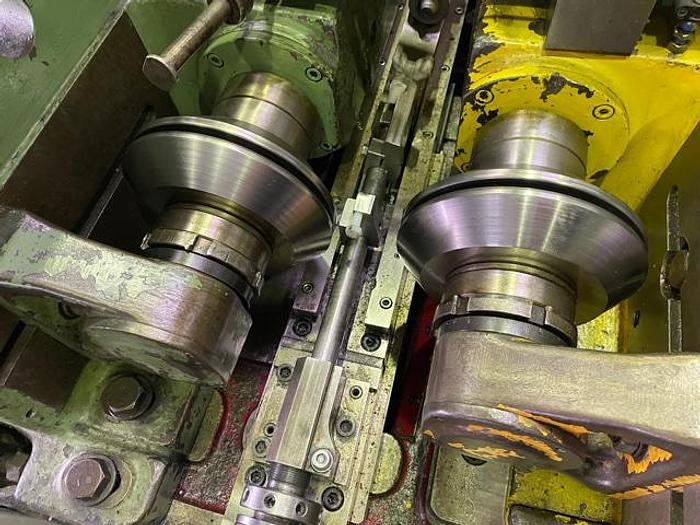 Gebraucht Universal Gewinderollmaschine JUNG PE-WEE IV