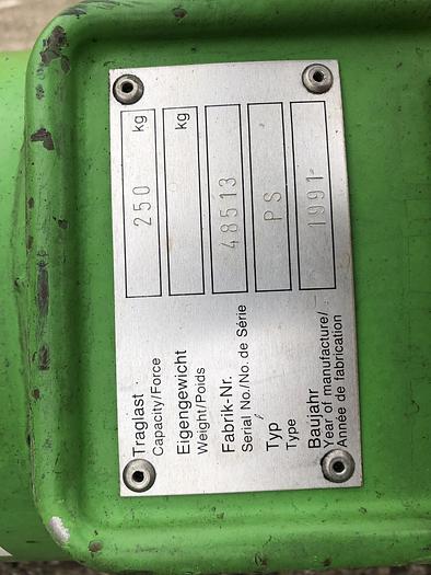 Gebruikt Universal Zwenk kolom