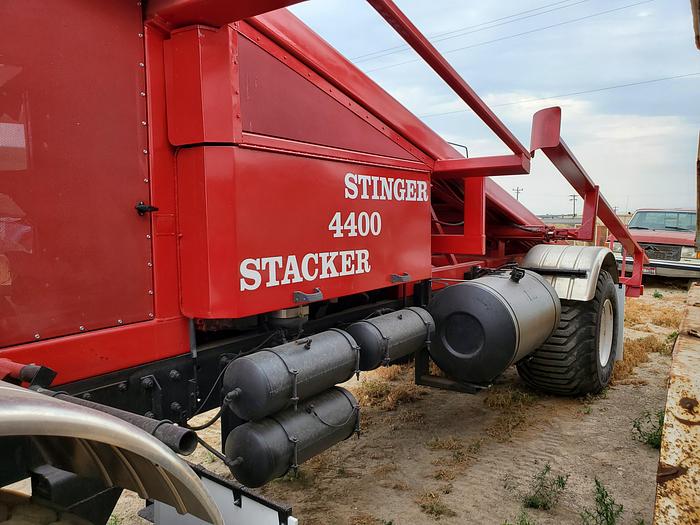 Used 2004 Stinger 4400 Bale Stacker
