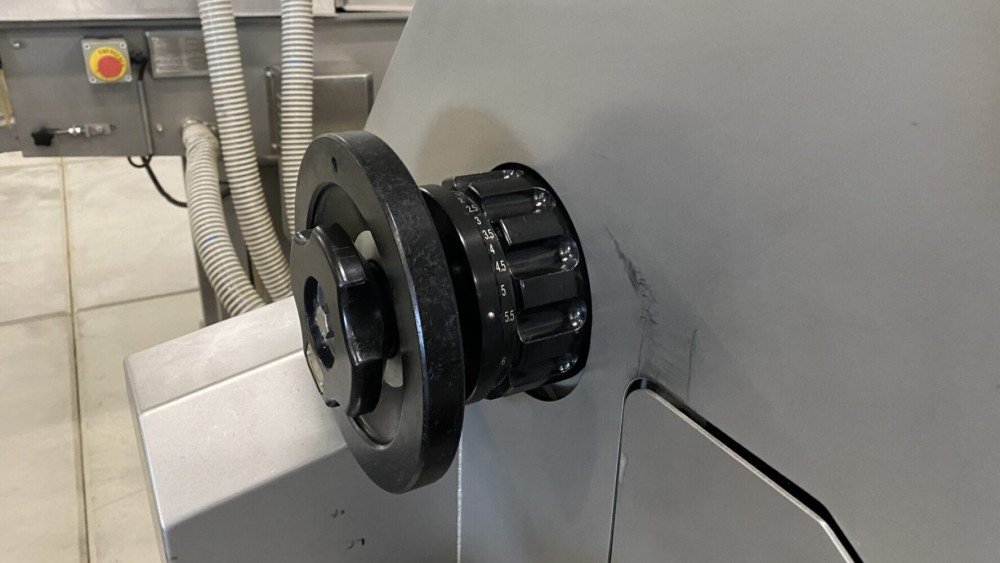 Used Polyclip FCA 3442 clipper