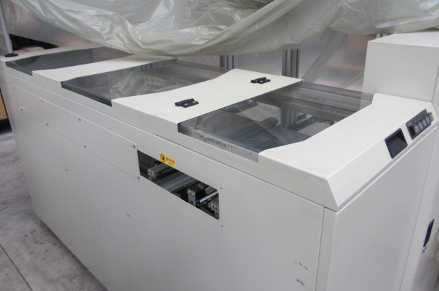 Used Universal Genesis G14  Pick & Place machine