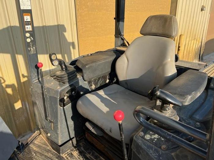 Used 2014 CAT 700K XLT