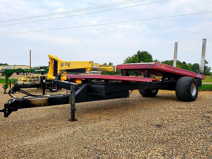 Refurbished Mil-Stak PT2000 Bale Stacker **Factory Rebuilt**