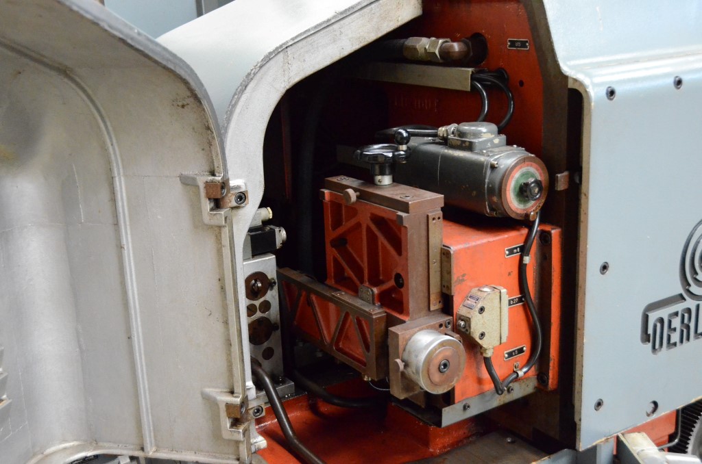 Usado 1979 OERLIKON SKM 1 Talladoras de grupos conicos #7151