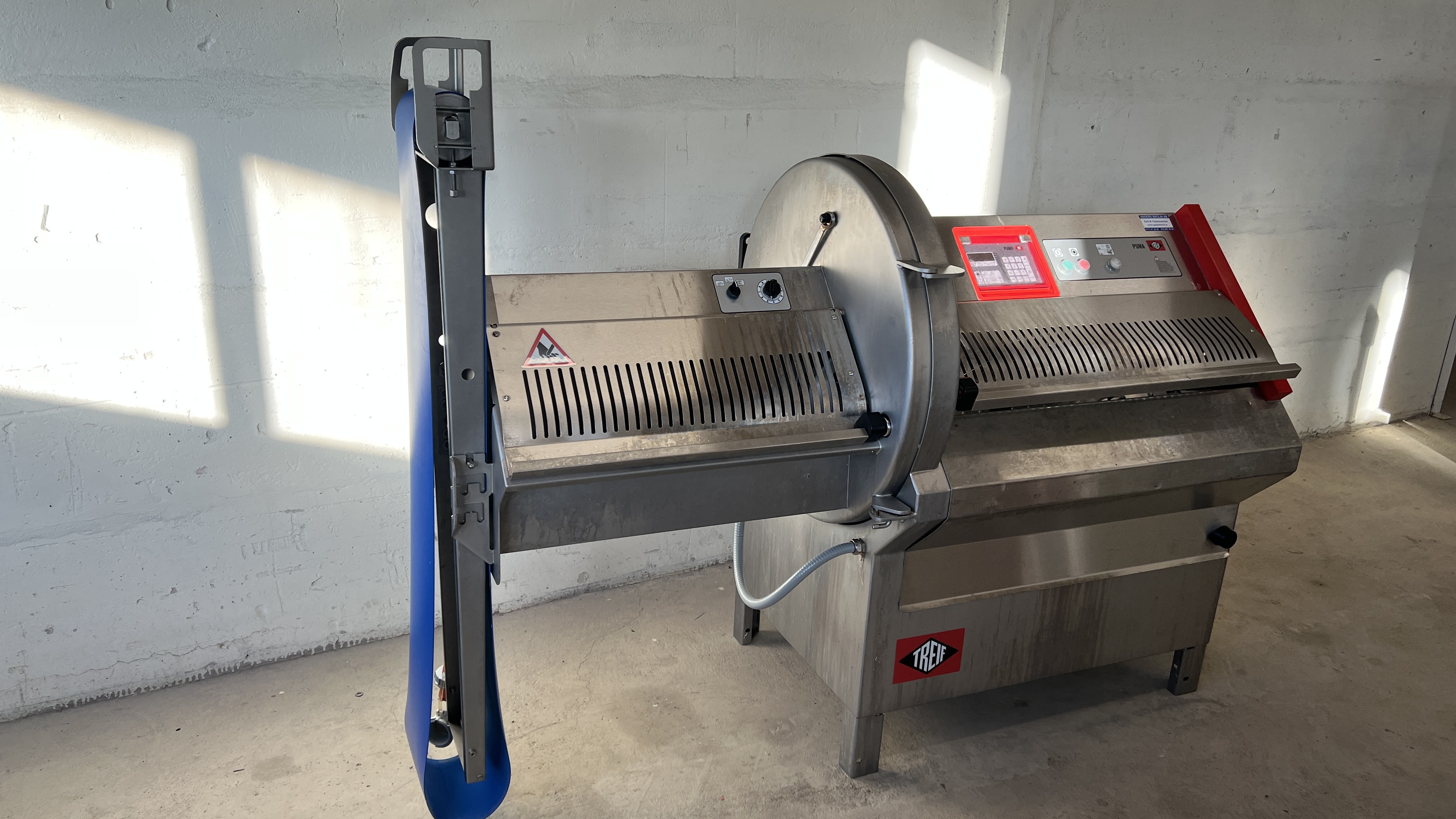Använd 2010 Treif Puma CE 700 EB