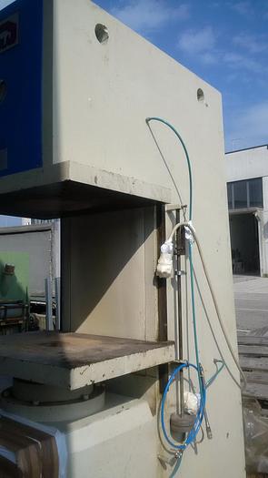 Used Hydraulic press Ficola mod 130 Ton (manufactured by FUCCELLI)