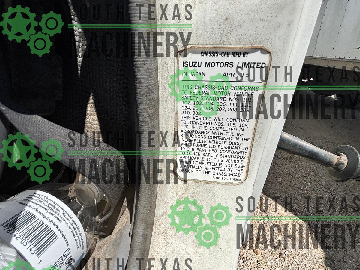 Used USED Isuzu 16' Box truck