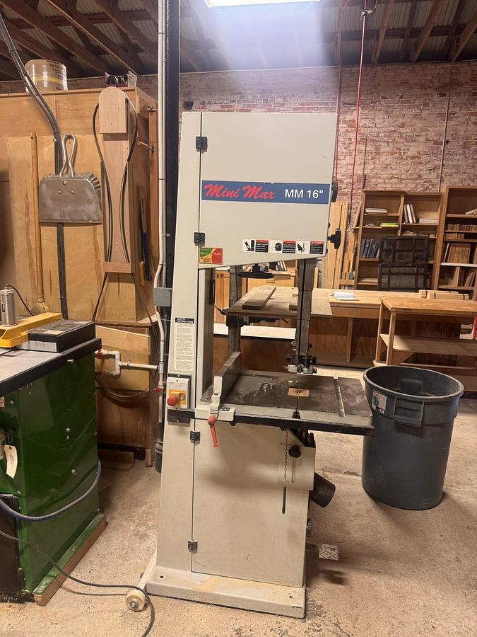 Used 2006 Mini Max MM16 Bandsaw