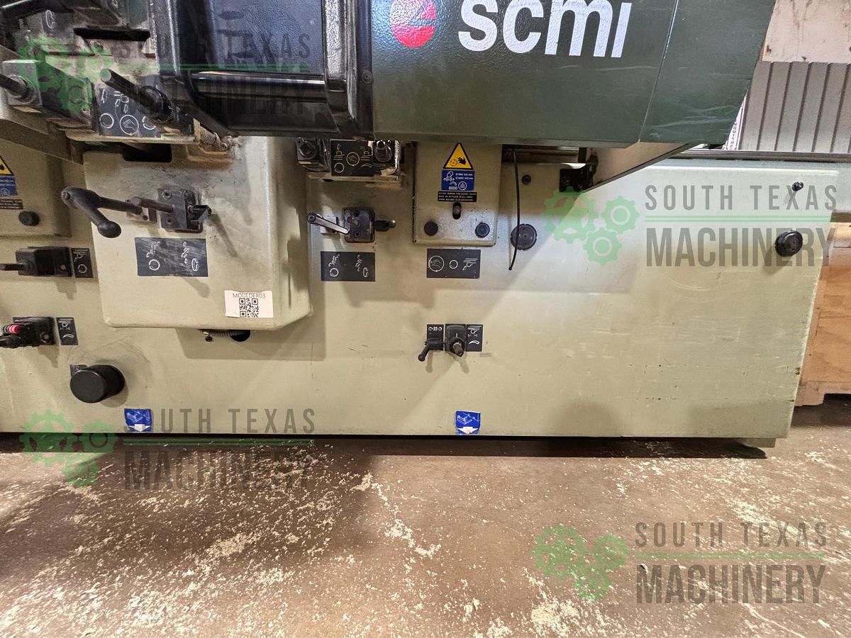 Used SCMI Superset 23 Moulder