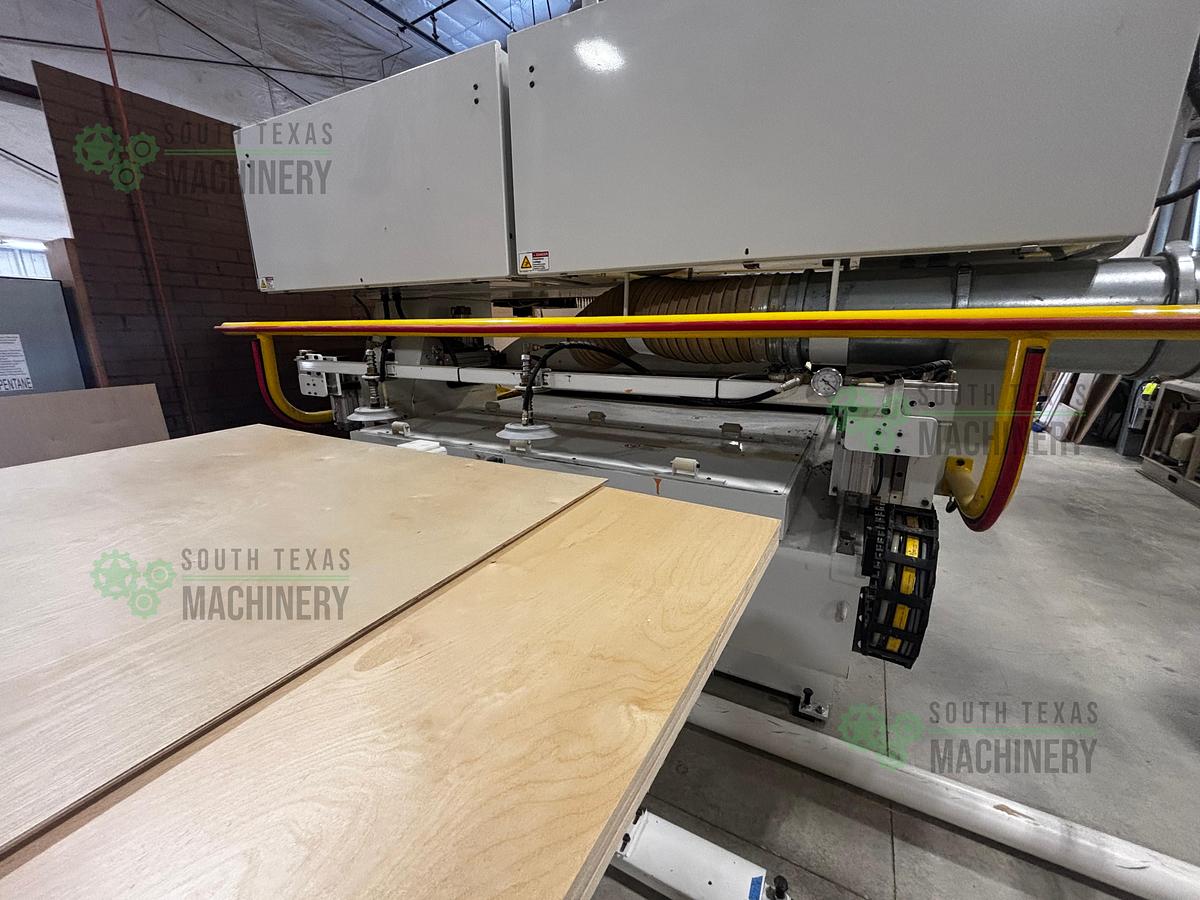 Used Used 2016 C.R. Onsrud 