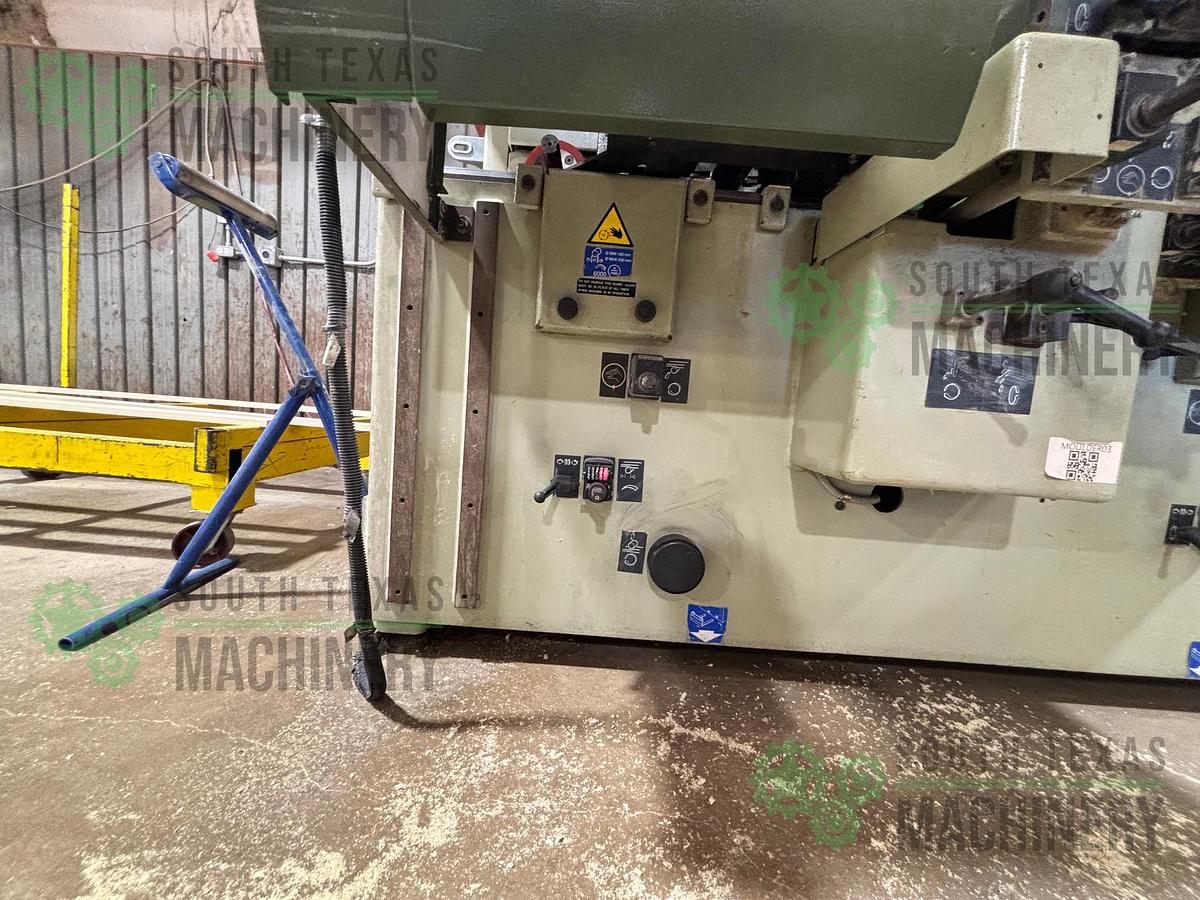 Used SCMI Superset 23 Moulder