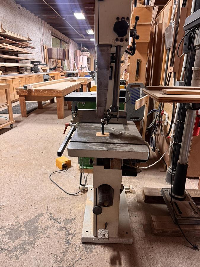 Used 2006 Mini Max MM16 Bandsaw