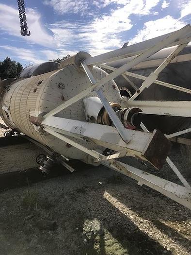 Used Used Nooter Corporation (Missouri  Boiler) approximately 3,000 gallon 316L stainless steel vertical tank.