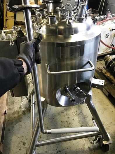 Used Process tank with 100 liter volume