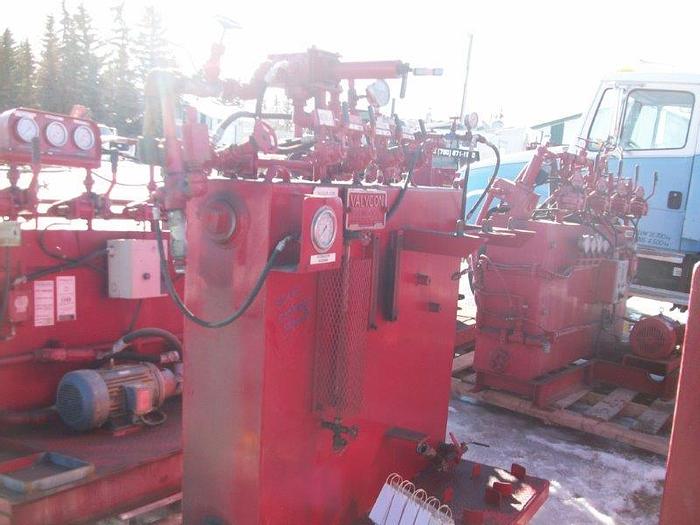 Used Valvcon 4 Station Closing Unit / Accumulator